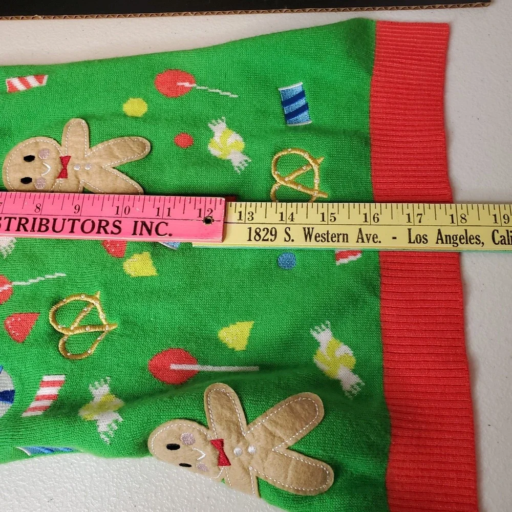 Christmas Dog Sweater Size M Junk Food Gingerbread Man Candy Theme